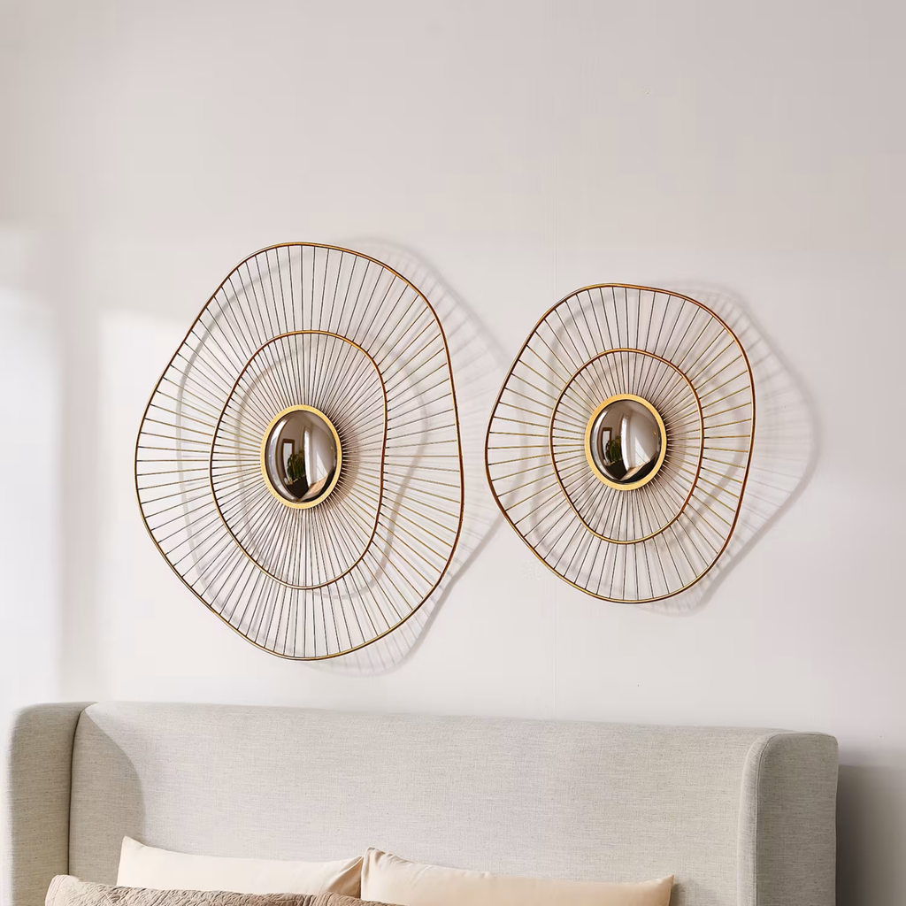 The Solaris Bloom Mirror